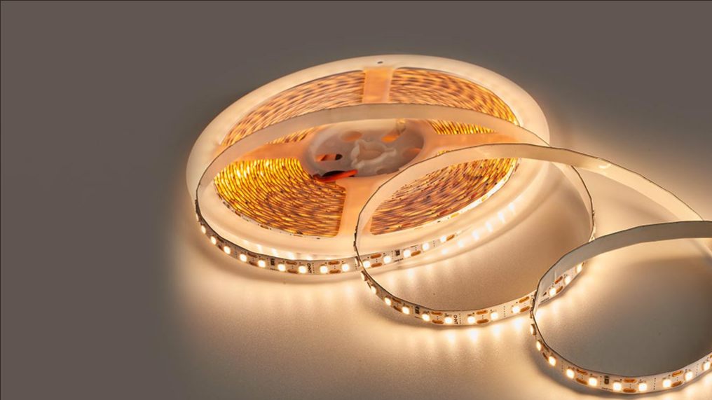 客厅照明灯具怎么搭配？主灯+辅助灯方案分享-3